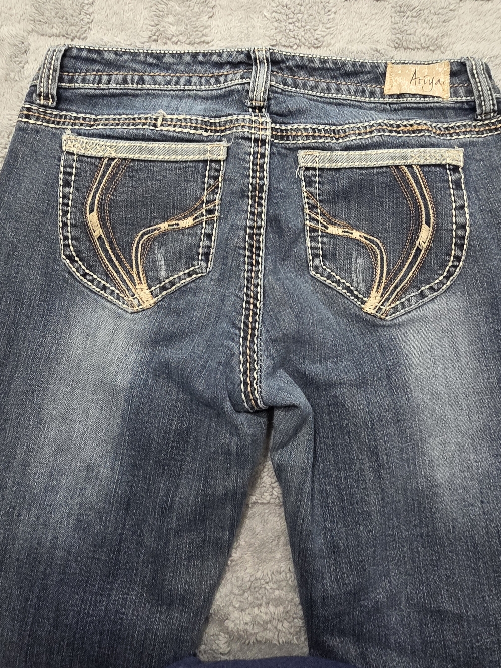 Ariya Jeans Women's Size 11/12 Blue Mid Rise Bootcut Stretch Denim Western Y2K - Picture 13 of 13